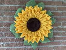 Load image into Gallery viewer, Sunflower Wreath, Everyday Flower Wreath for Front Door, Farmhouse, Home Décor, Flower