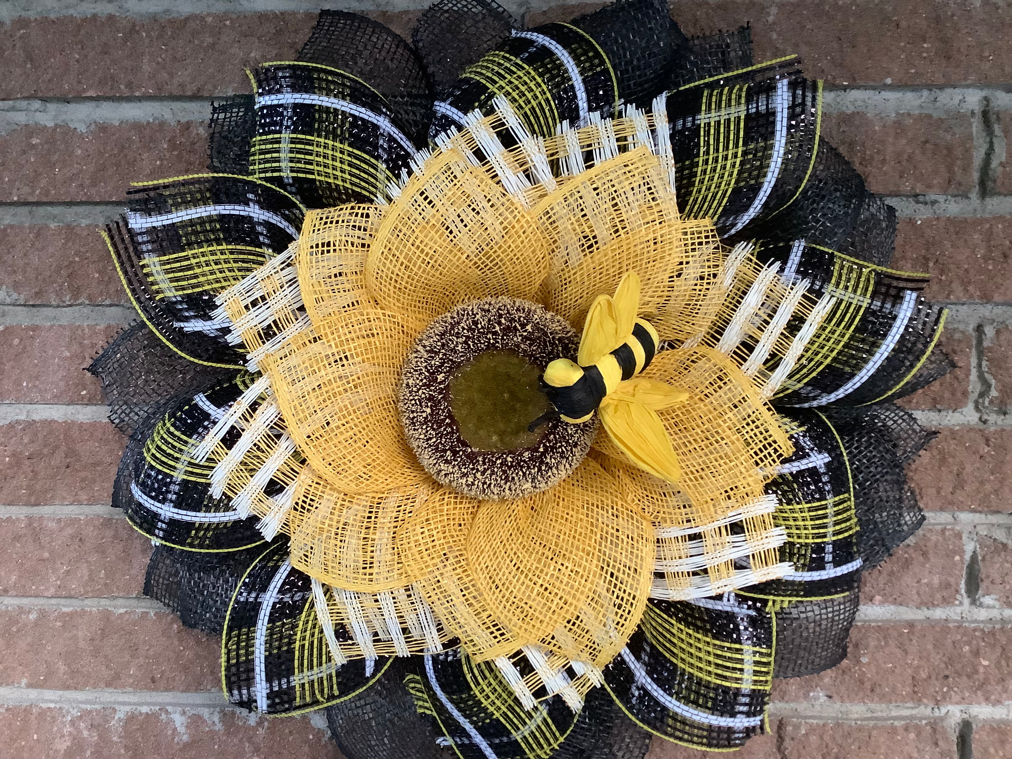 Bee Planters – The Wreath Shop