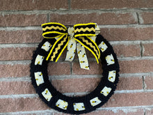 Load image into Gallery viewer, Bee Ribbon Wreath
