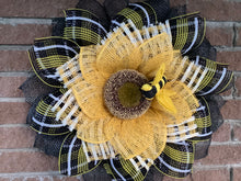 Load image into Gallery viewer, Bee Sunflower Wreath, Yellow & black flower, Front door wreath, Summer decor, Fall decor
