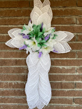 Load image into Gallery viewer, Cross-White Poly Burlap with florals