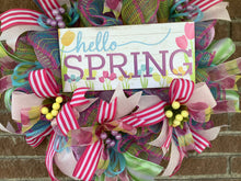 Load image into Gallery viewer, Spring Wreath, Tulip Decor, Wall Hanging, Wreath for door, Flower Wreath
