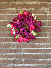 Load image into Gallery viewer, Small tulip wreath/centerpiece
