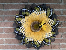 Load image into Gallery viewer, Bee Sunflower Wreath, Yellow &amp; black flower, Front door wreath, Summer decor, Fall decor
